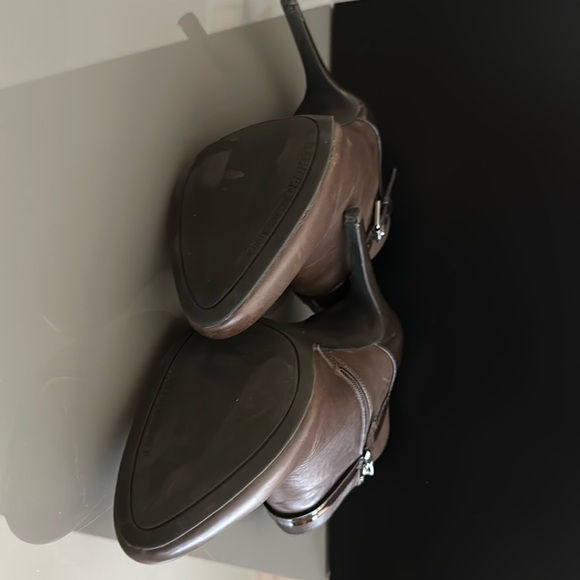 Ralph Lauren Women Halyn Bootie Brown Size 8M - Picture 2 of 5